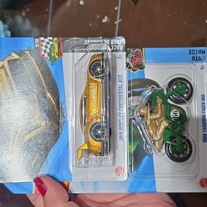 Green Motorcicle and Gold Bentley Bundle